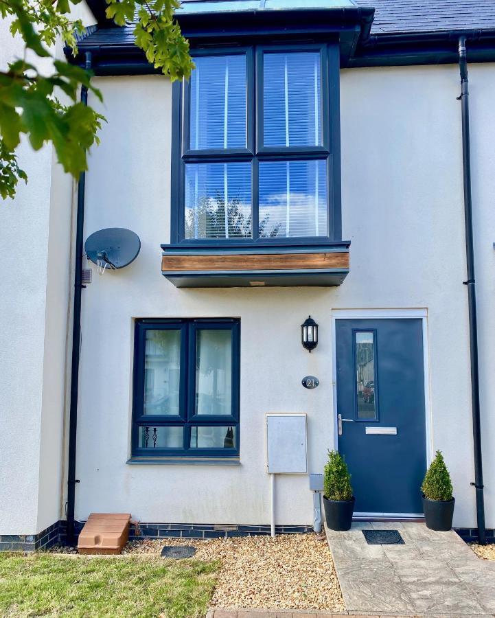 Lovely 2 Bedroom, 2 Bathroom House With Parking. Plymouth Exterior foto
